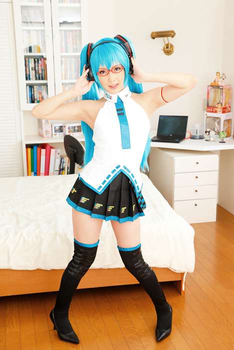 [Cosplay]ID0069 2013.04.10 Perfect Hatsune Miku Naked for you [100P231M].rar