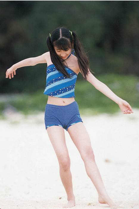 [唯美写真杂集]ID0019 2005.04.06 西島来美 遠藤珠美 奥村夏未 写真集 Happy Island--性感提示：饱满浑圆豹纹丝袜白嫩小姨子波峰高凸